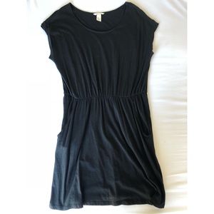 Black T-Shirt Dress w/ Pockets